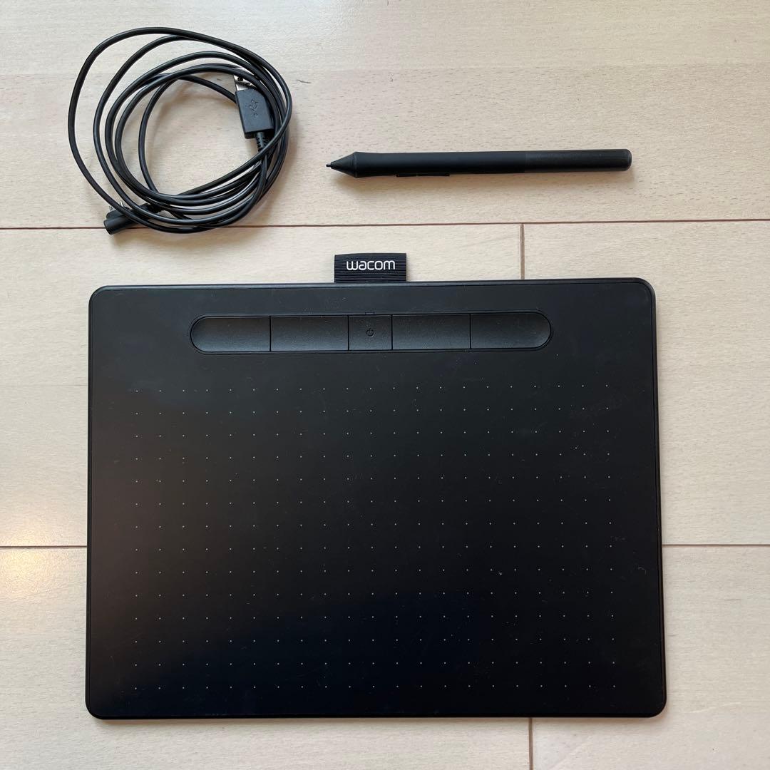 wacom Intuos Mediumワイヤレス ペンタブレット
