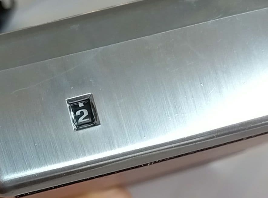 Polaroid　Camera　　SX-70　VINTAGE\r
alpha1