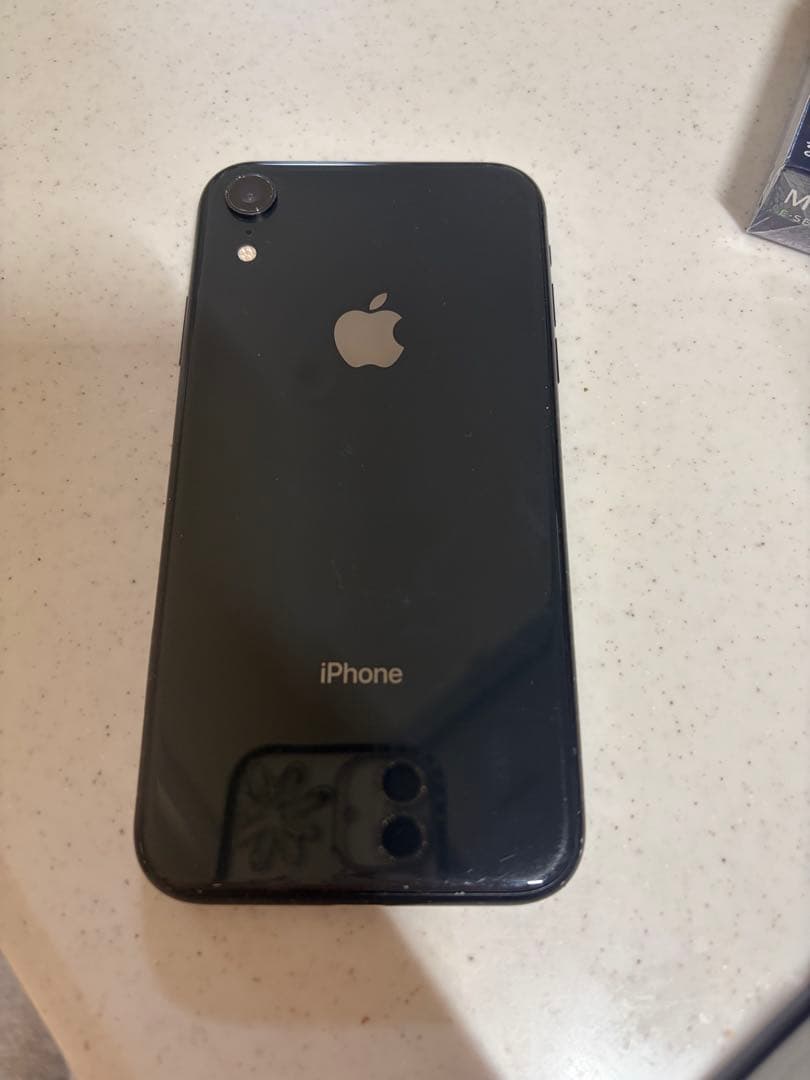 Apple iPhoneXR64GB 本体　SIMフリー