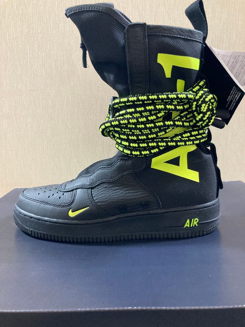 【激レア】ナイキ スペシャル フィールド エアフォース1 ハイ 27cm