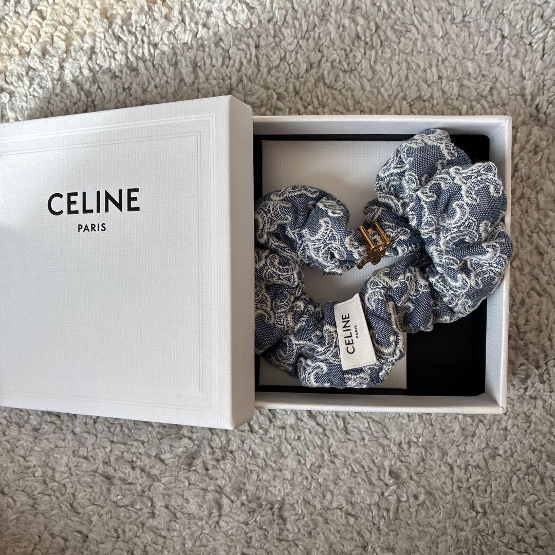 CELINE レース模様シュシュ ネイビー