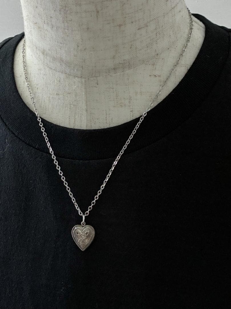 スウィートハートジュエリー ローズ 薔薇 シルバーヴィンテージネックレスNAVY