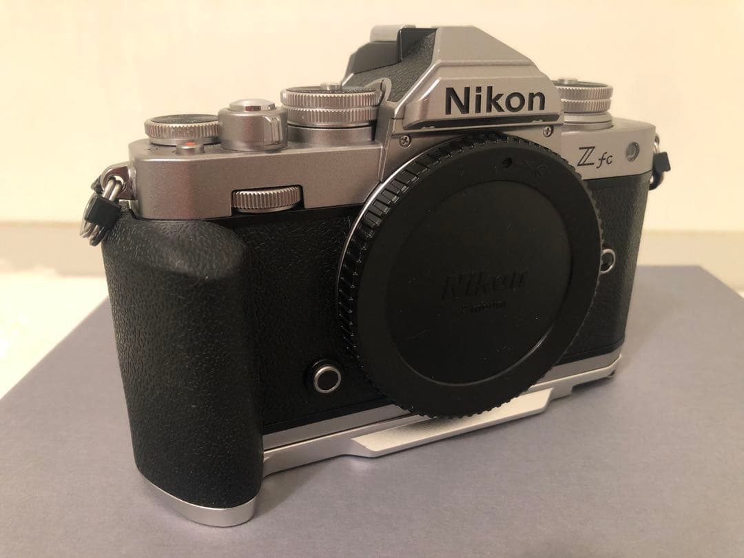 Nikon Z fc ミラーレスカメラ 本体おまけ付き