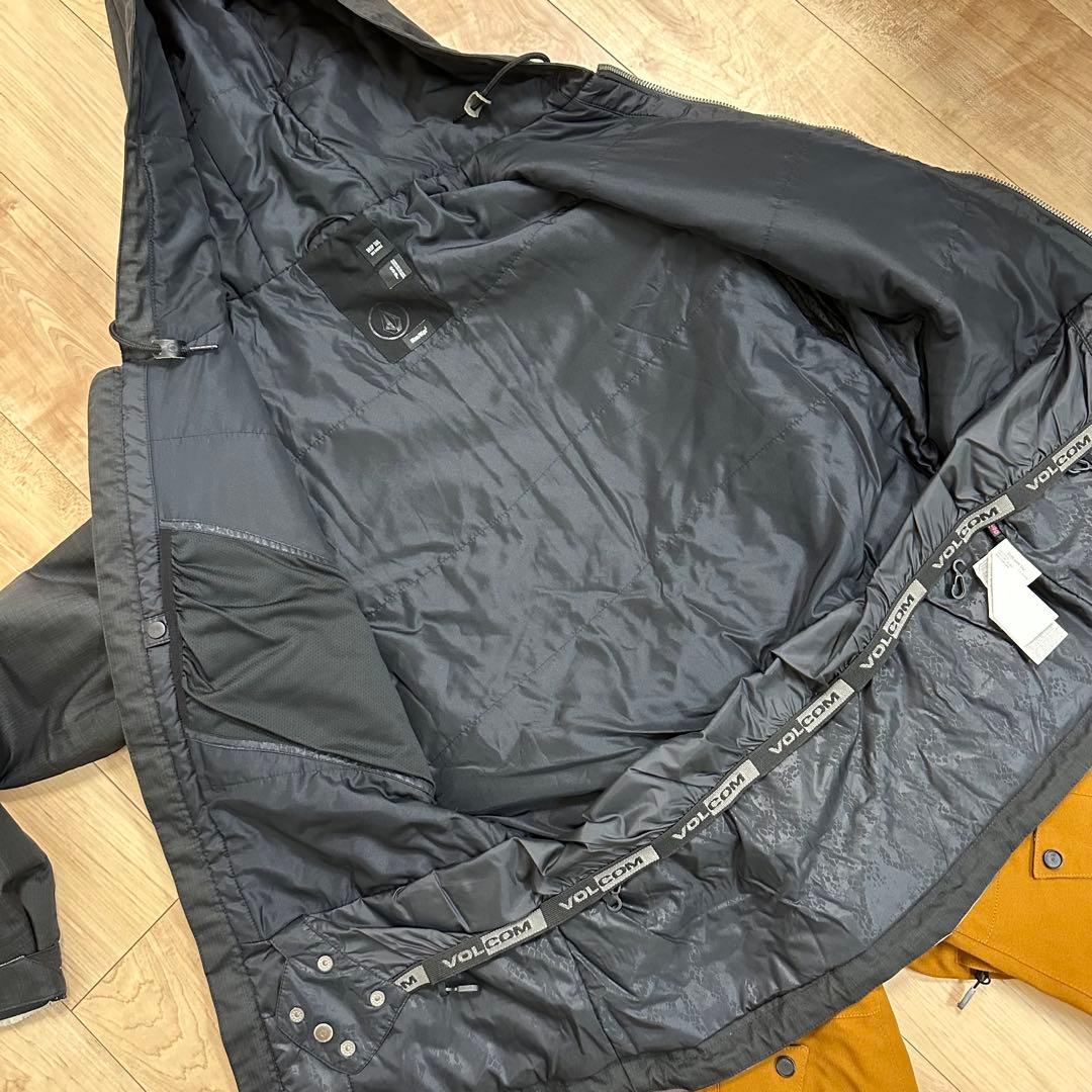 o*n様 美品　VOLCOM ボルコム 狼 ウルフ スノーウエア スノーボード