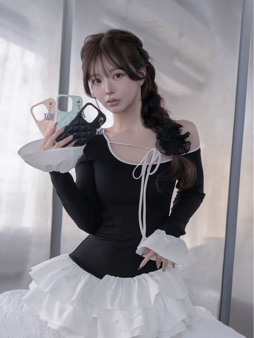 キルティングミラーDDチャームiPhoneケース iPhone15 15 黒