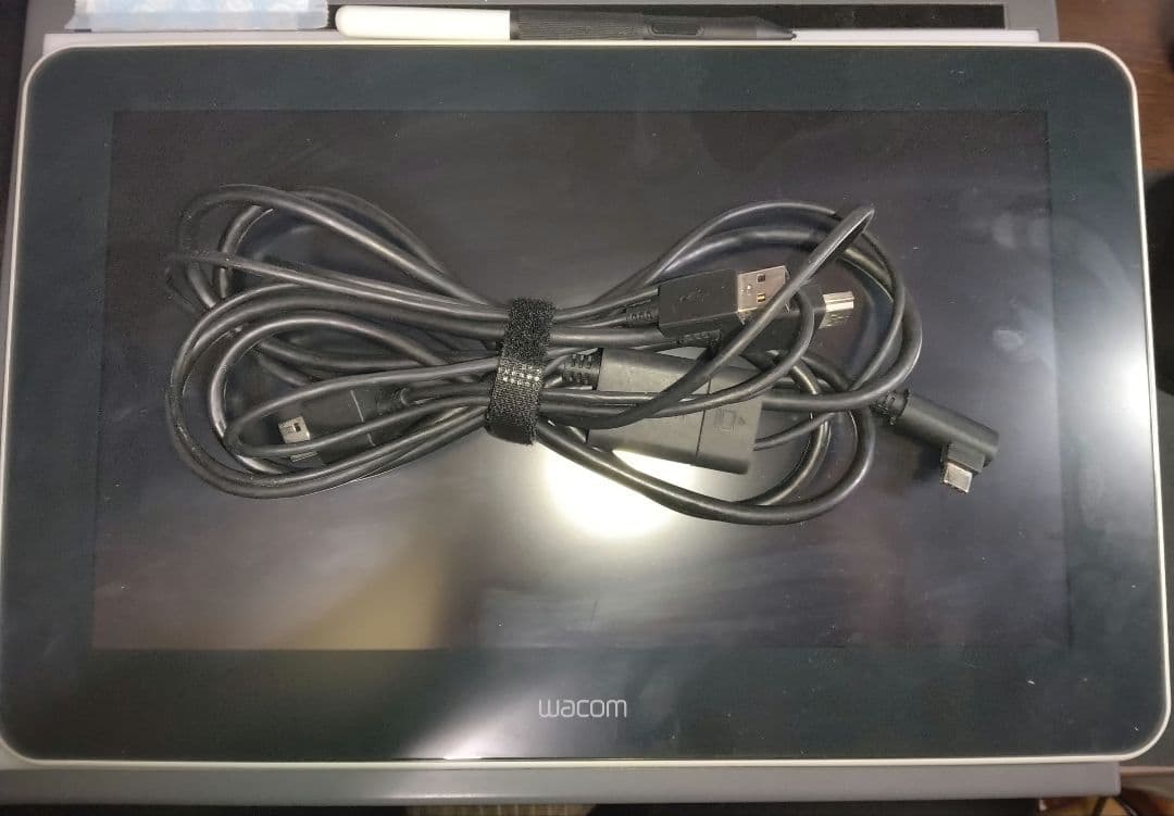 Wacom One DTC133とHi-uniブラシ データー