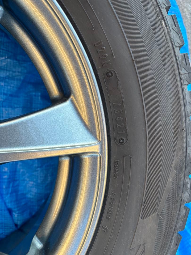 195/65R15 スタッドレスホイールセット　ノア・ヴォクシー・セレナetc