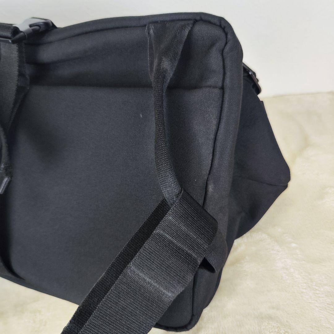 コートエシエル riss リス ボディバッグ 黒 大容量 13インチ 収納可