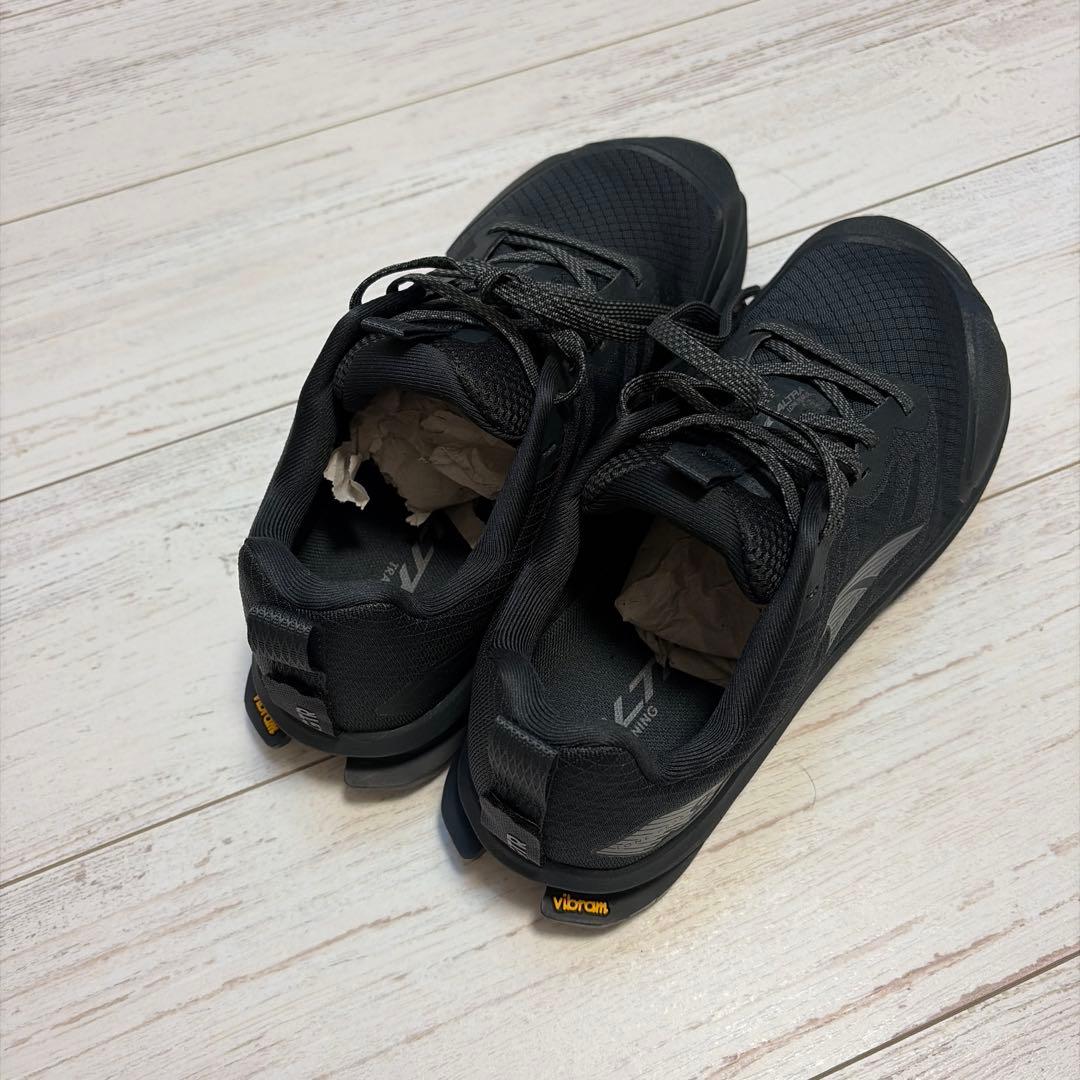 w*o様 ALTRA Lone Peak 9+ Wide ブラック 26㎝