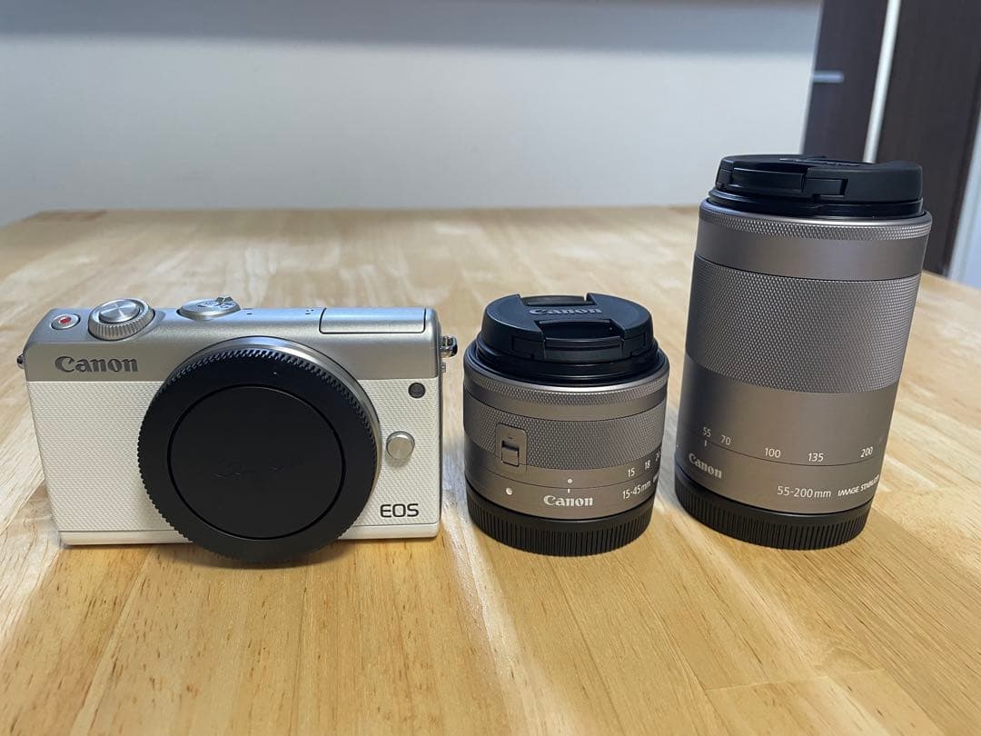 Canon EOS M100 ホワイト ダブルズームキット