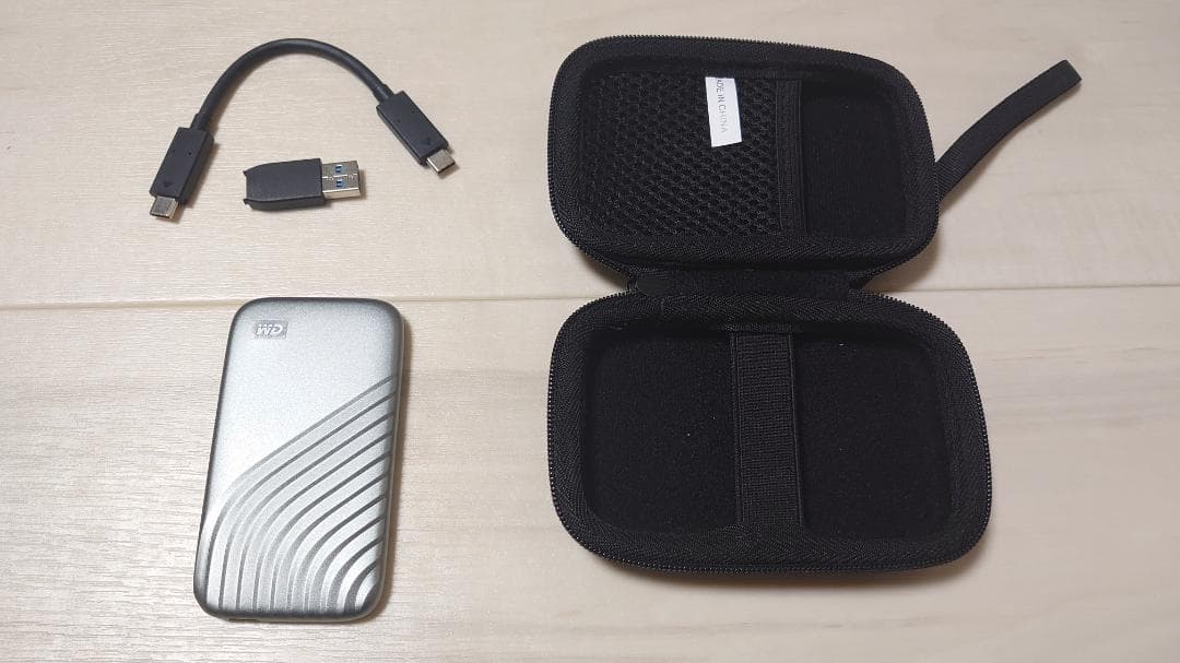 WD My Passport 1TB (外付けSSD)