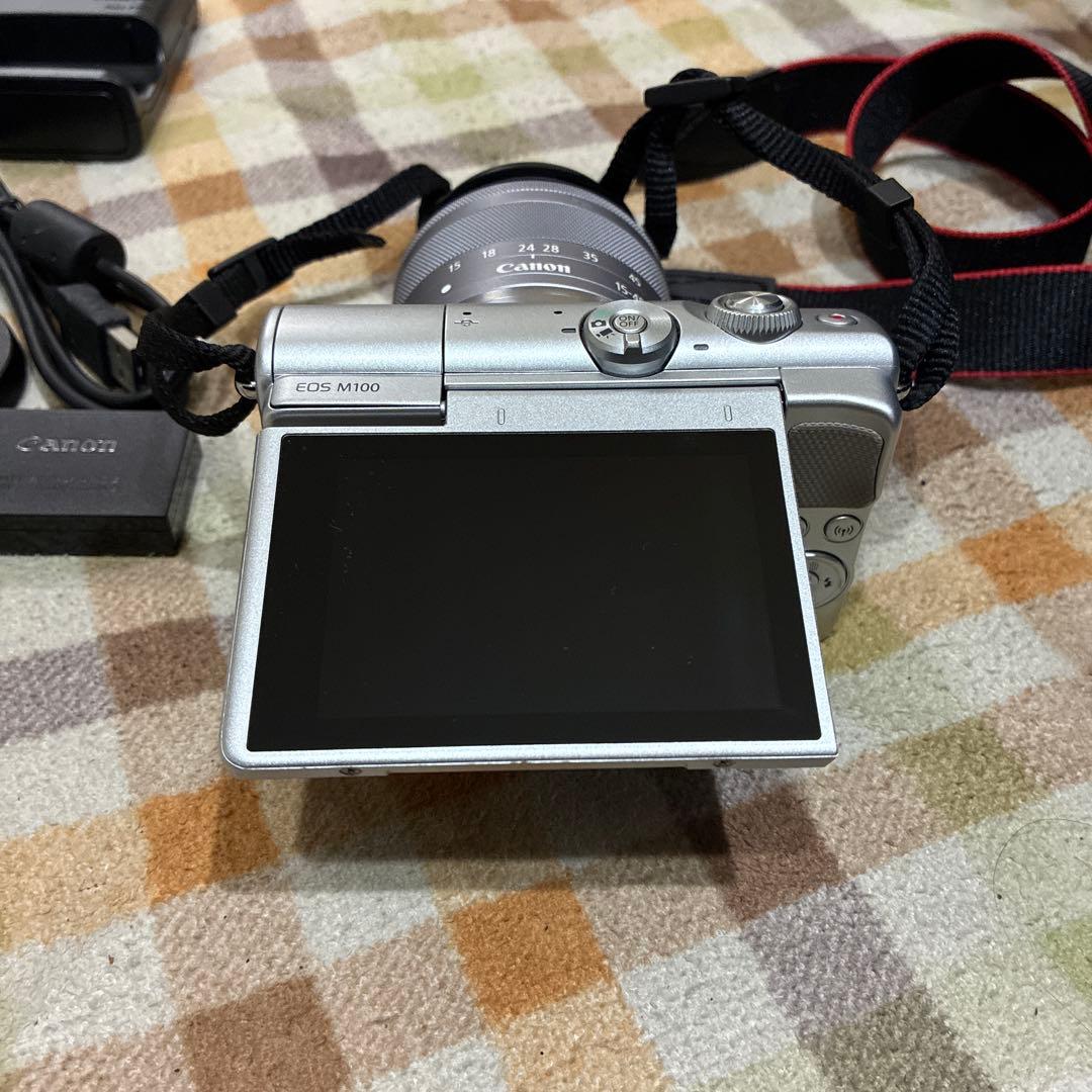 極美品　グレー　Bluetooth搭載でスマホ転送 CANON EOS M100