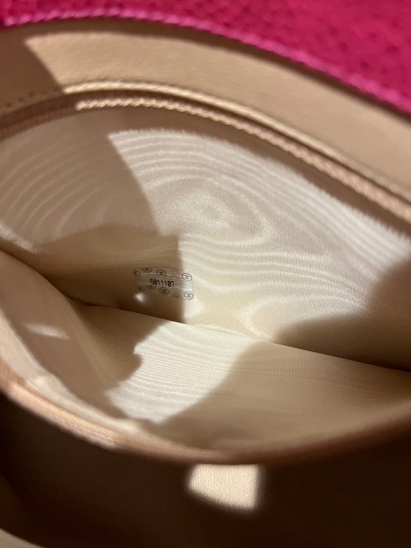 CHANEL ピンク　ポーチ