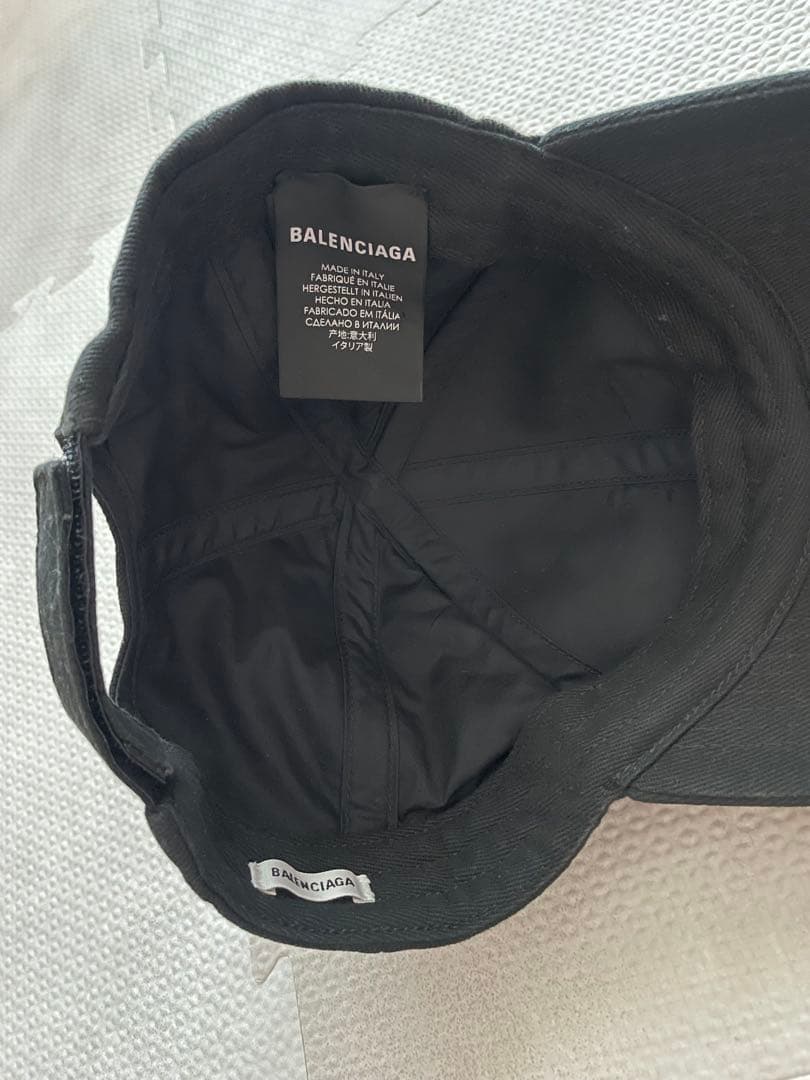 バレンシアガ　キャップ　バーニーズニューヨーク限定