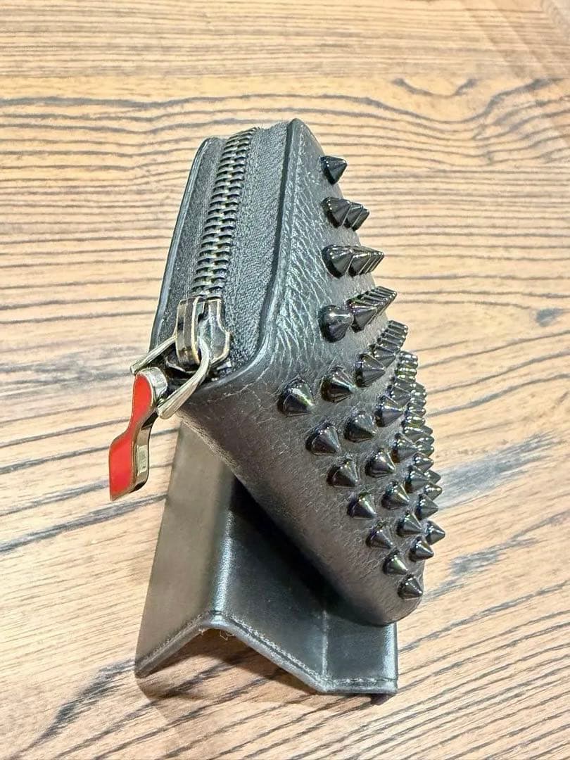 【美品】ルブタン 財布 ケース　カード