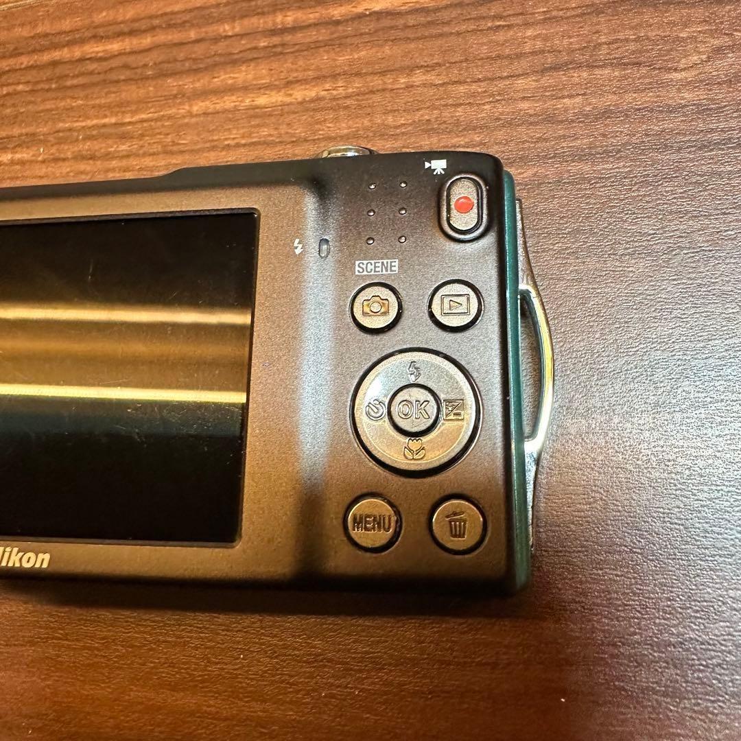 Nikon COOLPIX S3300 デジカメ ほぼ新品 4665