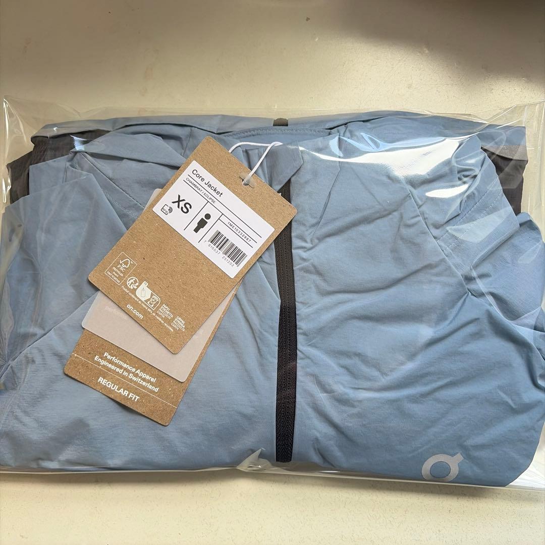 XS オン　On Core Jacket Chambray ランニング