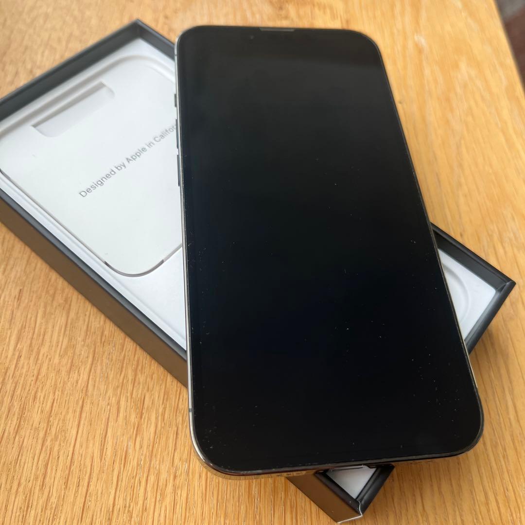 iPhone 13 Pro 256GB US規格 SIMフリー 箱あり