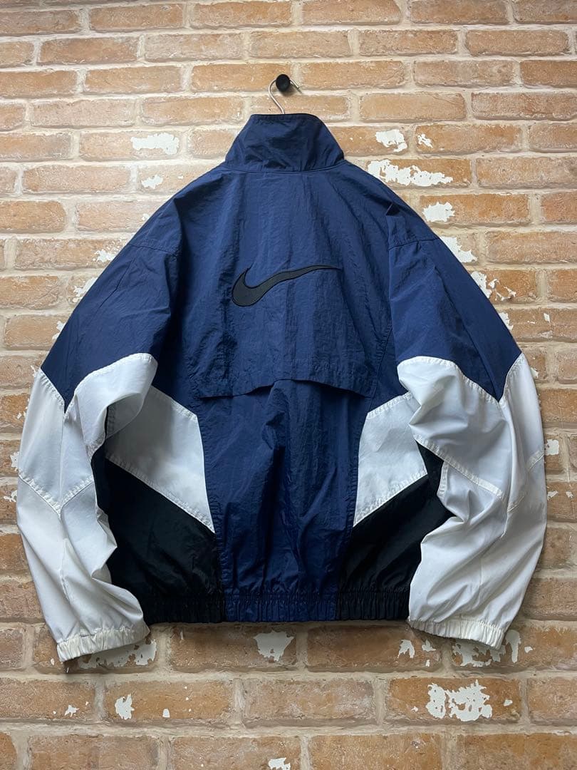 90s NIKE ナイキ　ナイロンジャケット　y2k ネイビー　刺繍　銀タグ