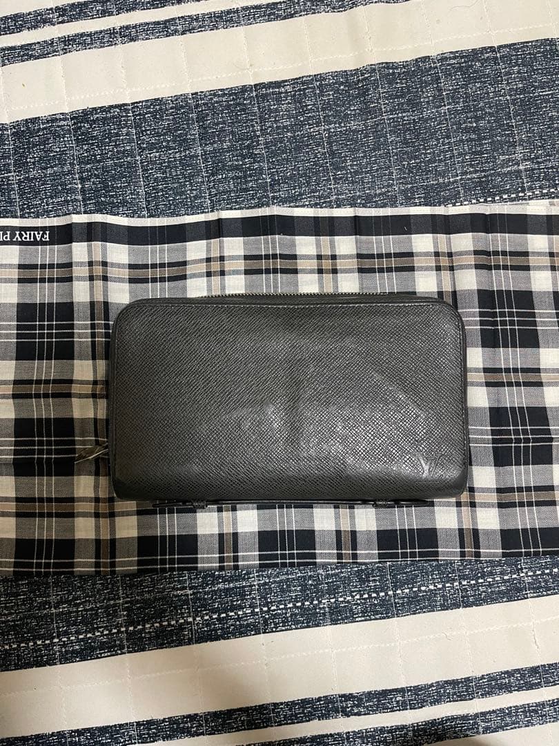 Louis Vuitton ジッピーＸＬ
