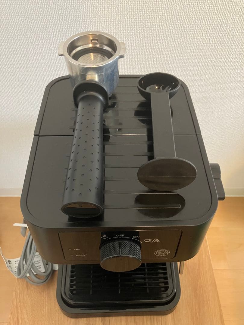 【デロンギ】エスプレッソマシン スティローザ EC235J-BK