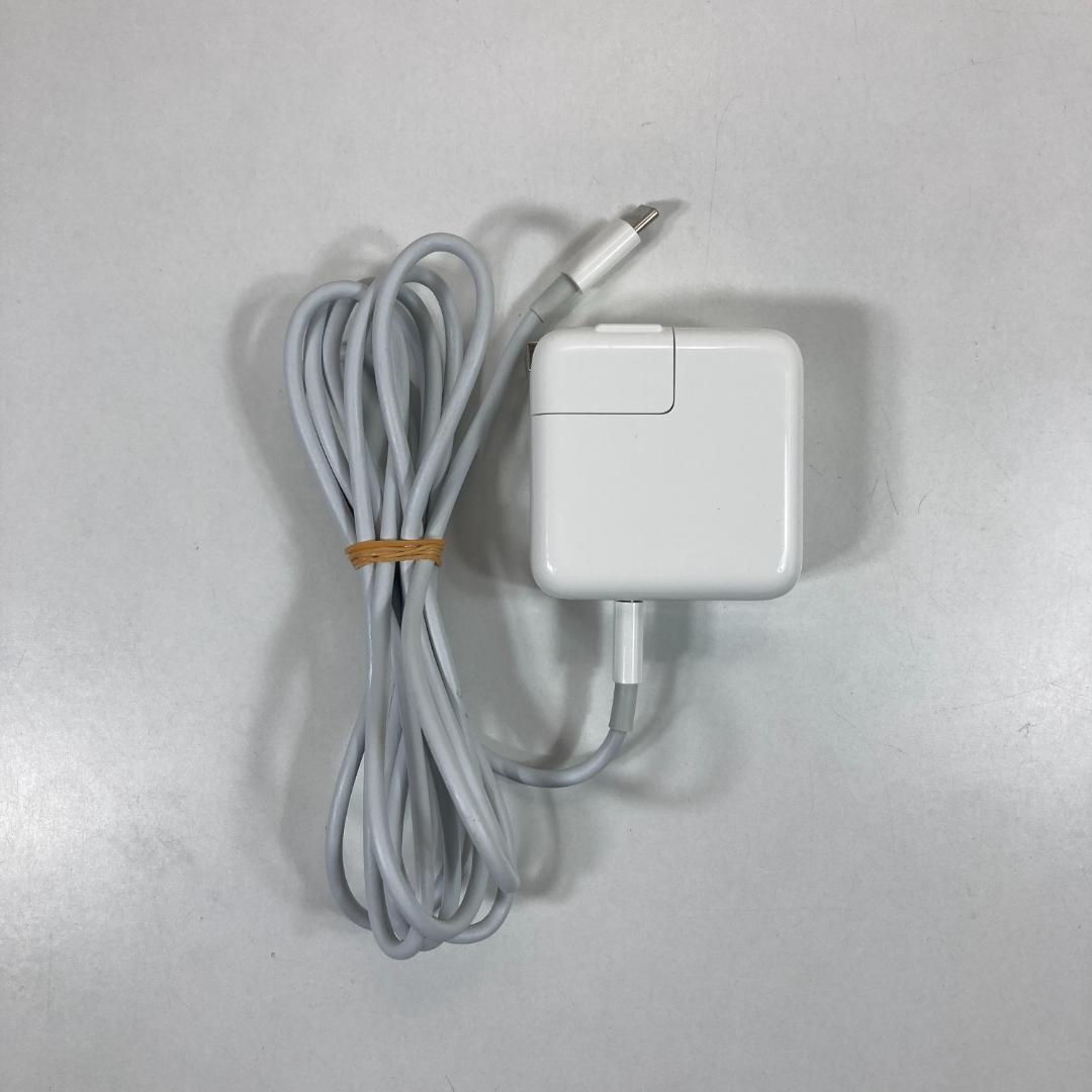 Apple MacBook Air M1 ノートパソコン （A18）