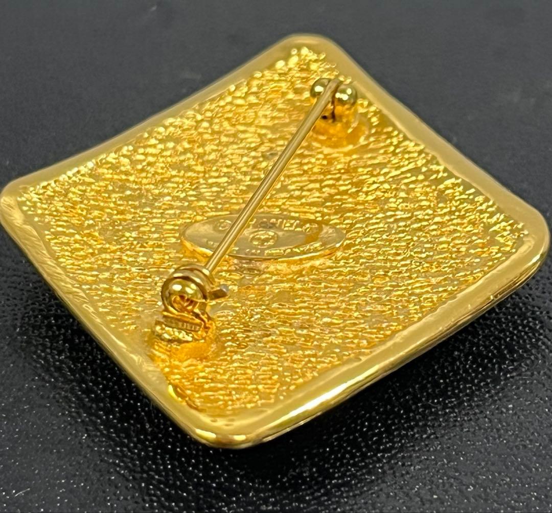 美品 CHANEL シャネル ブローチ 箱付 菱形 ゴールド アンティーク