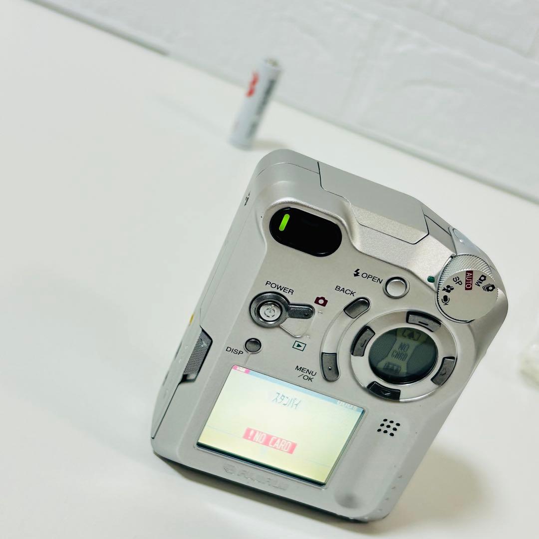 【動作品】【希少極美品】FUJIFILM ファインピクス 6800 Zoom