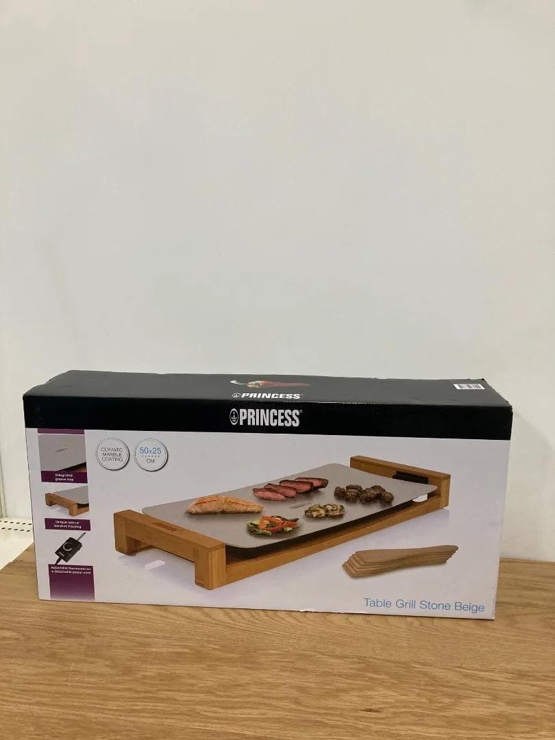 Princess テーブルグリル ストーン　木製台　 約60cm x 30cm