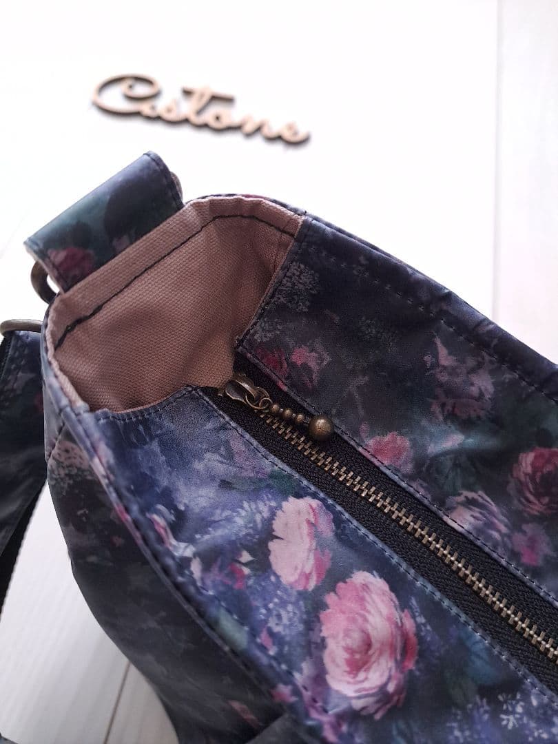 torinoki様　持ち手付　リバティ　魔女子さんノワール　横長ショルダーバッグ