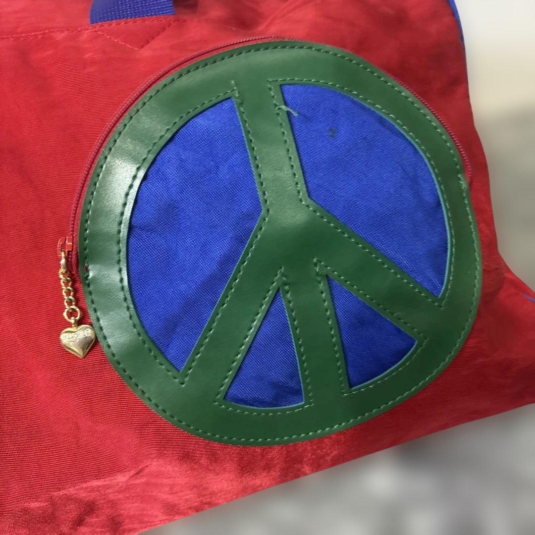 Moschino ボストンバッグ 赤 ハート 平和ピースマークモスキーノ