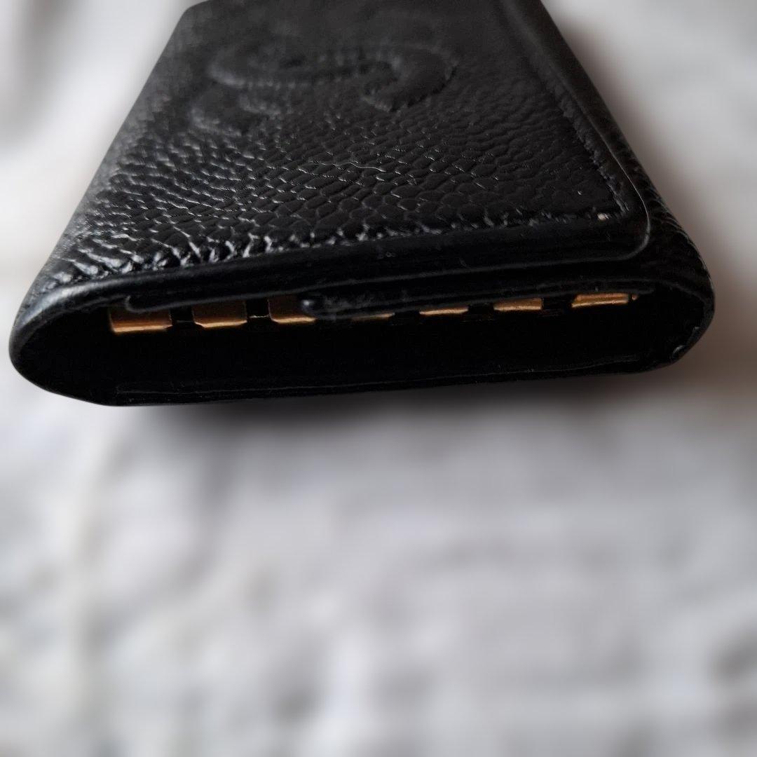 CHANEL ブラック キャビアスキンキーケース