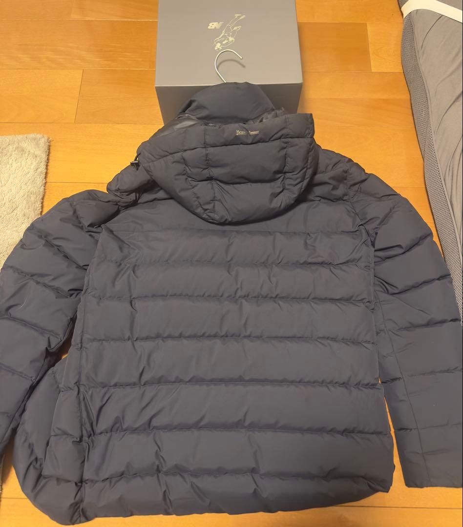 Herno ネイビー ダウンジャケット