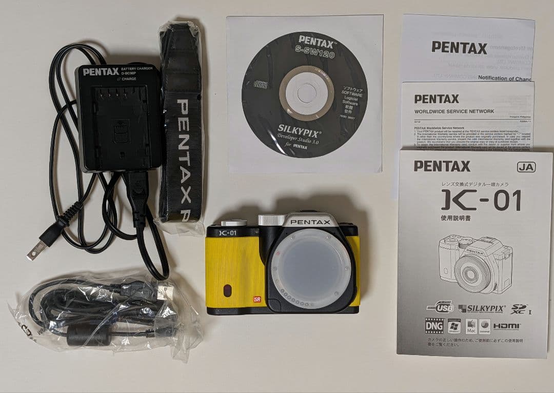 Pentax K-01 レンズ交換式デジタル一眼カメラ ボディ