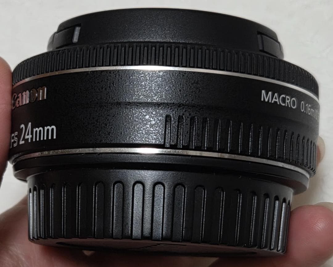 Canon 単焦点広角レンズ EF-S24mm F2.8