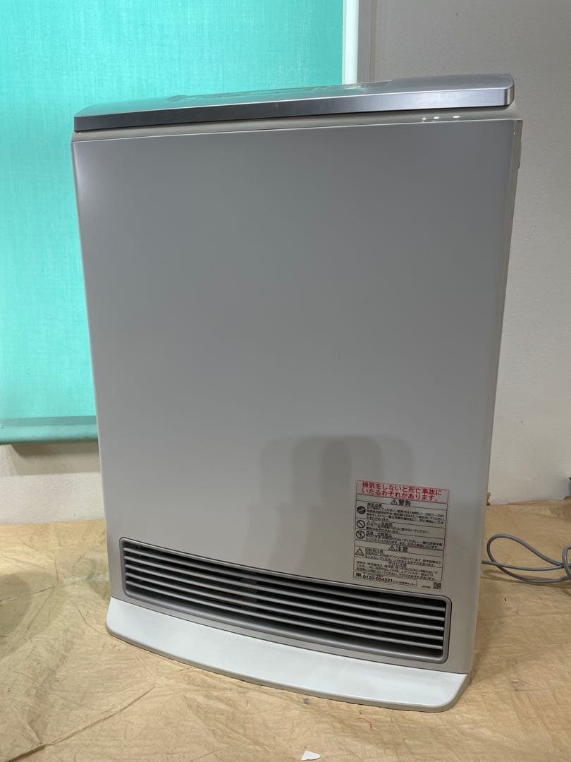 o*r様 リンナイ ガスファンヒーター ホワイト　高年式　RC-T5801 AC