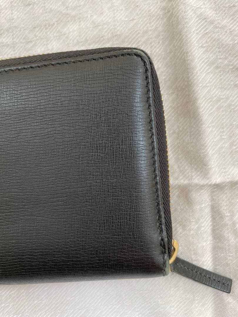 【Rii】GUCCI 黒 長財布 ゴールドロゴ