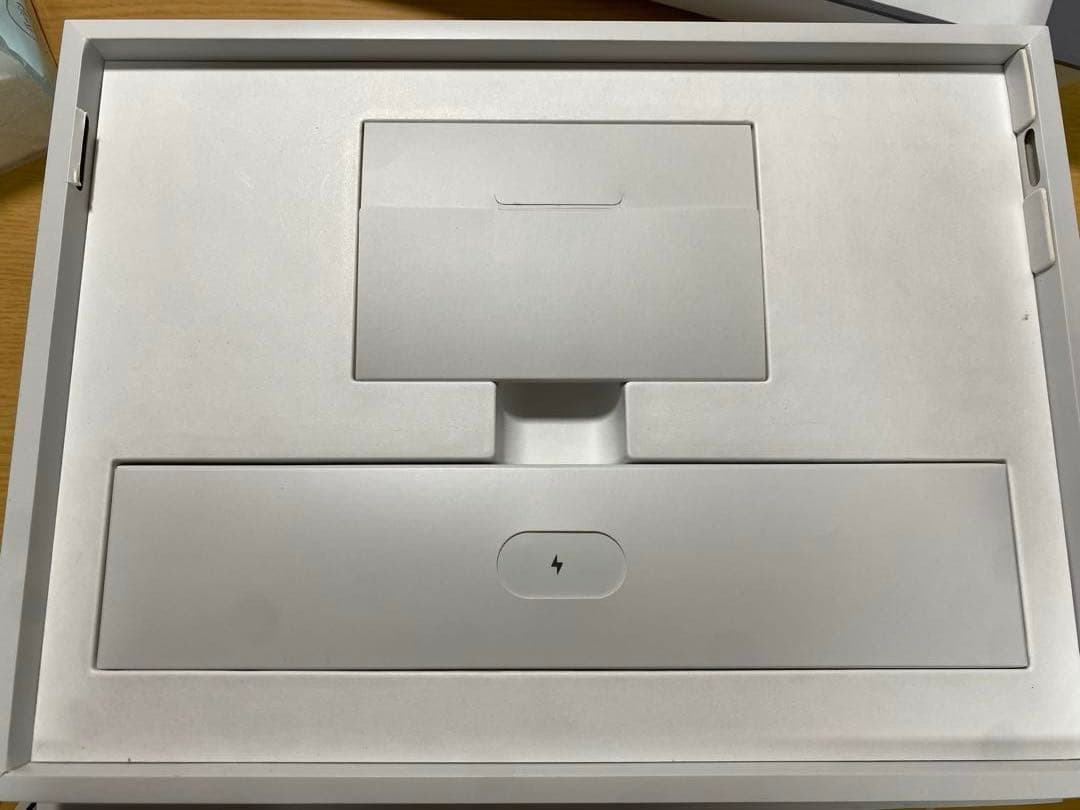 Windowsタブレット本体 Microsoft Surface Pro8