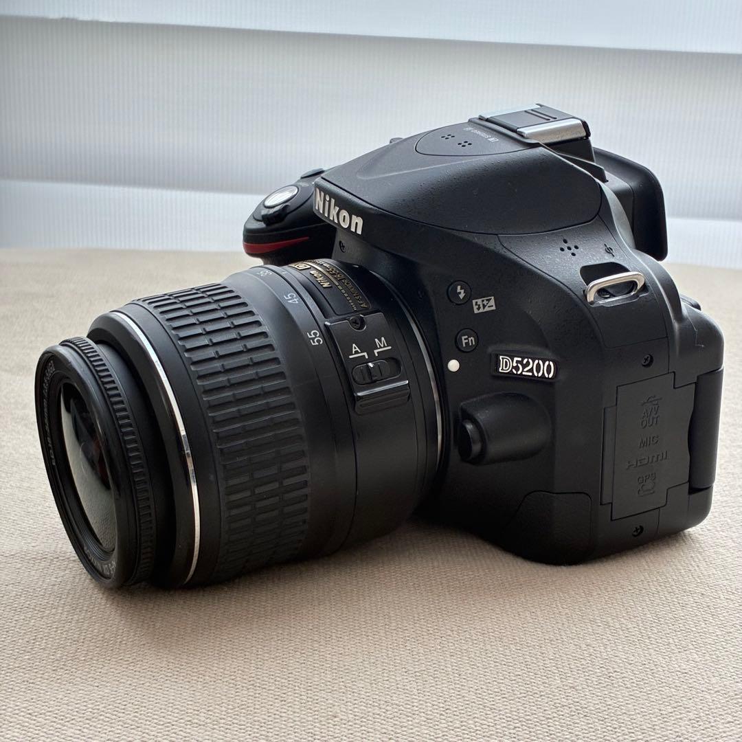 Nikon D5200 デジタル一眼レフ カメラ