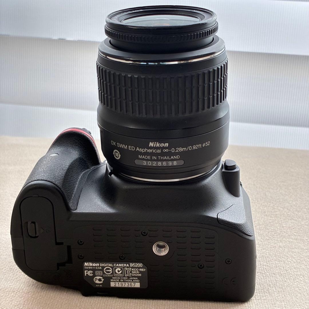 Nikon D5200 デジタル一眼レフ カメラ