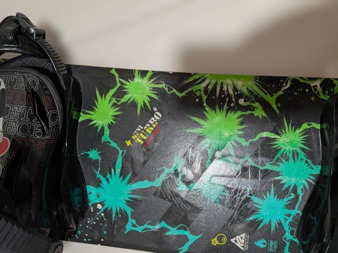 K2 Mini Turbo 120スノーボード、TECHNINEのビンディング
