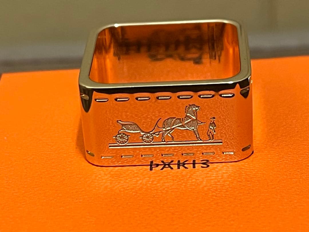 未使用保管品　エルメス ボルデュック スカーフリング ゴールド 馬車柄 スクエア