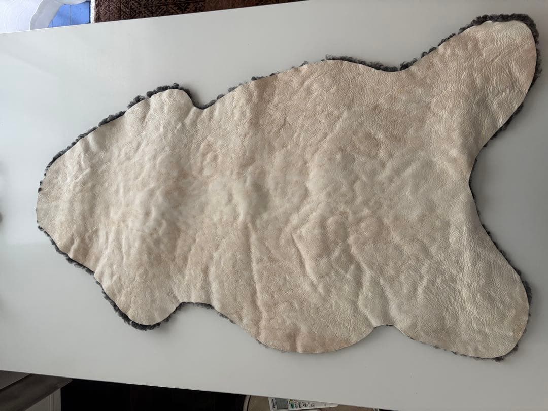 ゴッドランドシープスキンラグ