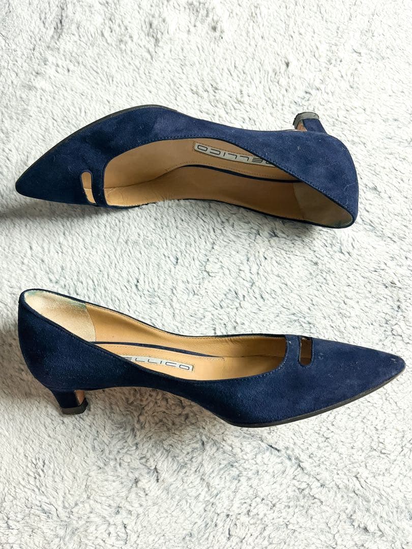 人気【PELLICO】35.5 アネッリ スエードパンプス 濃紺 22.5cm