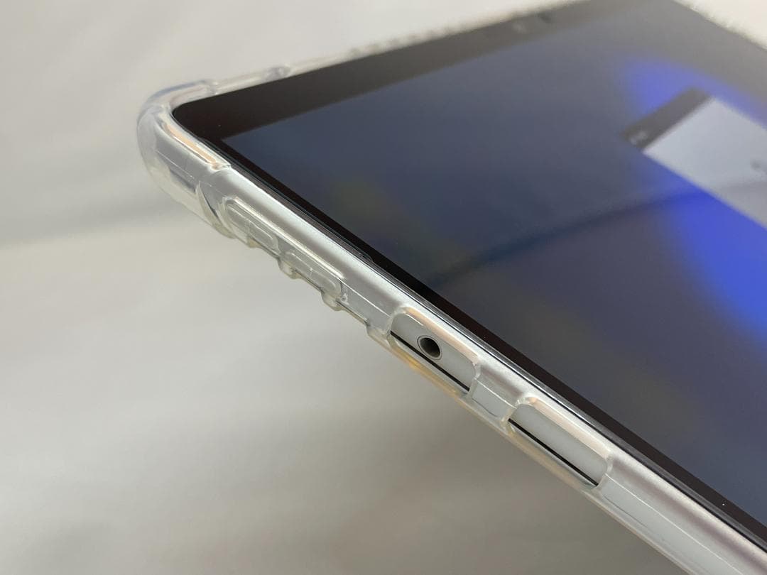 Surface Pro8　Core i5・16GB・LTE・キーボード・ペン付き