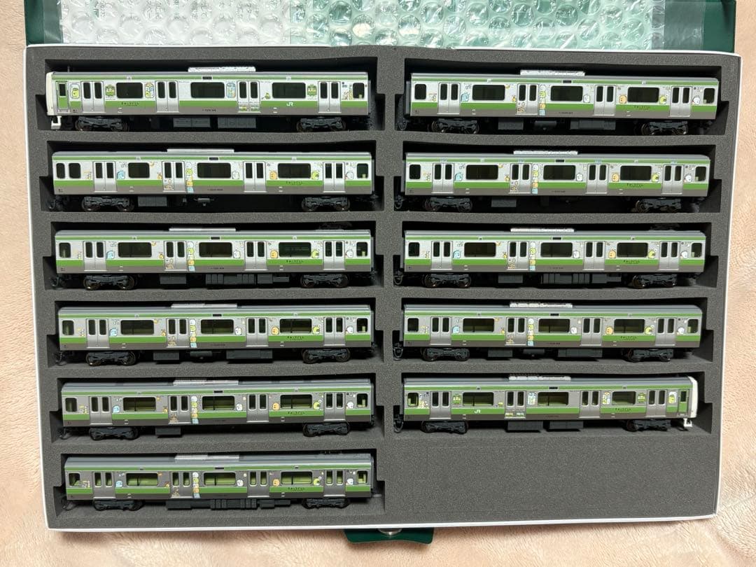 と*ん様 KATO 10-1399 E231系500番台 すみっコぐらしトレイン