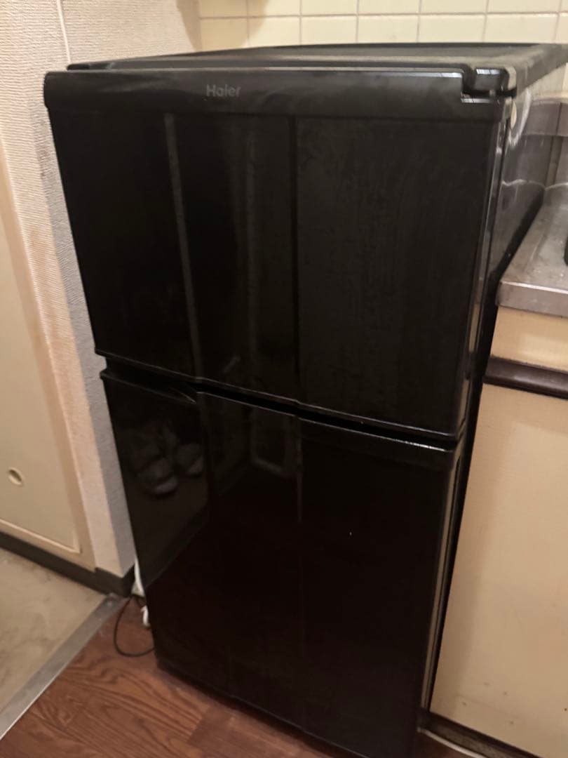 2ドア冷蔵庫（黒）Haier ハイアール JR-N100C 98L一人暮らし