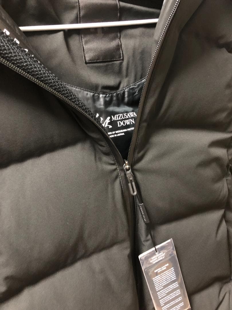 未使用 デサント オルテライン マウンテニア 水沢ダウンジャケット M ブラック