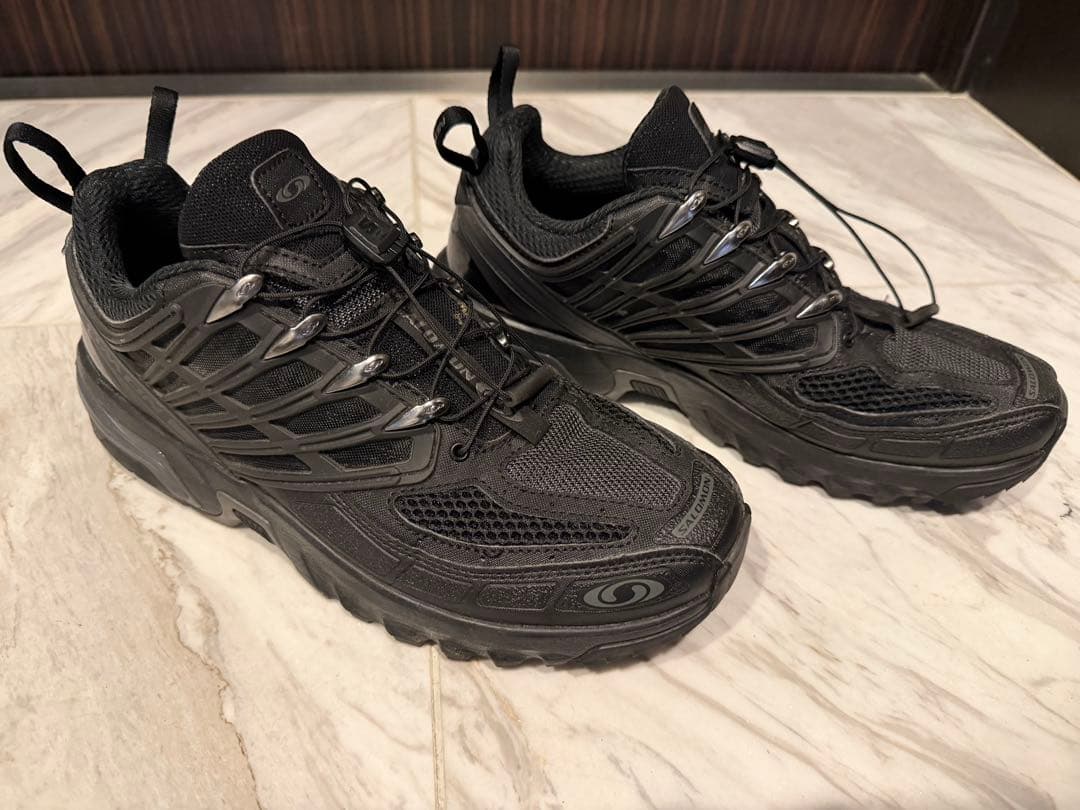 い*る様 Salomon Acs Proブラック 26.5cm