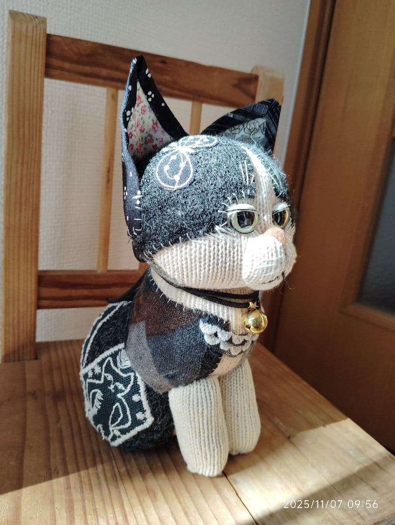 25.N2 タキシードにゃんこ